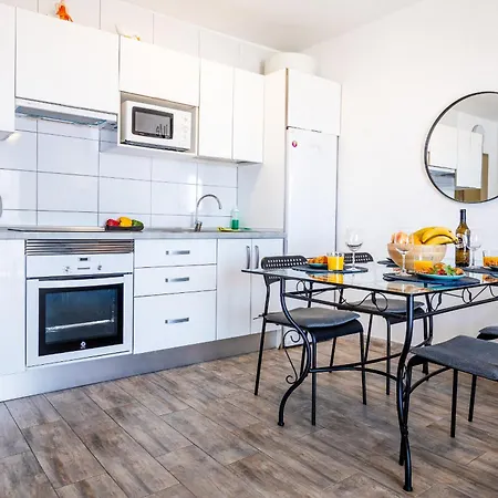 Апартаменты Bouganvillas Ocean View *